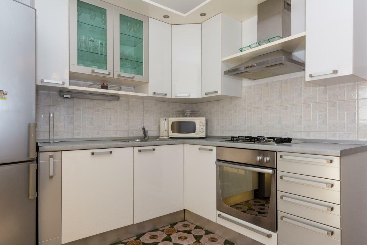 Apartments Pericic Подстрана Екстер'єр фото