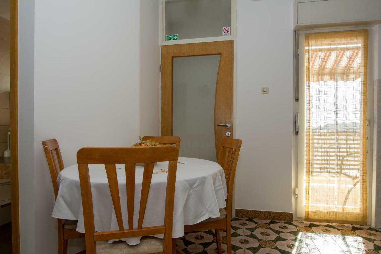 Apartments Pericic Подстрана Екстер'єр фото