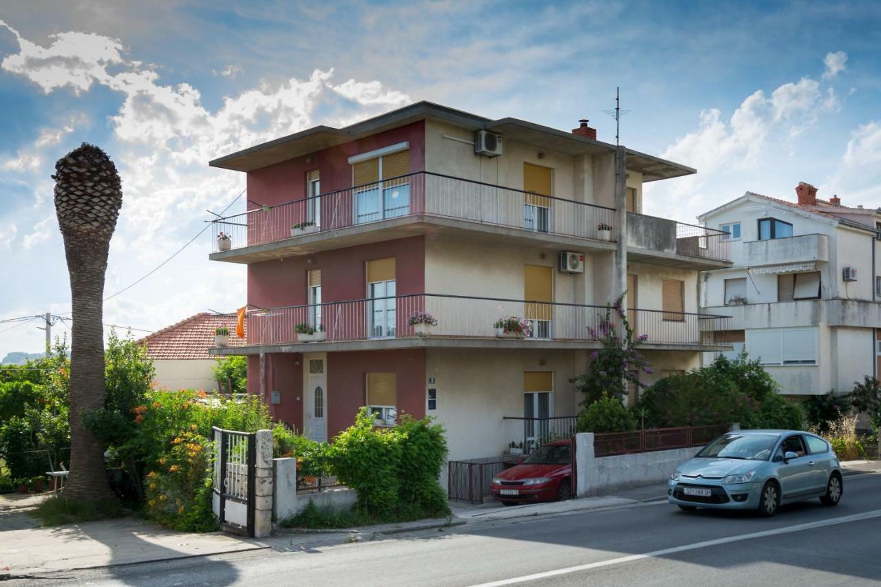 Apartments Pericic Подстрана Екстер'єр фото