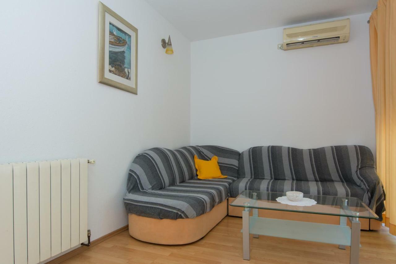Apartments Pericic Подстрана Екстер'єр фото